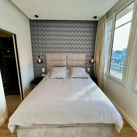 Apartment Very Bright Newly Renovated With Ac