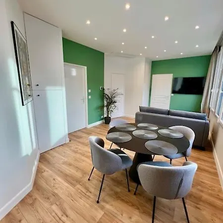 Apartment Very Bright Newly Renovated With Ac